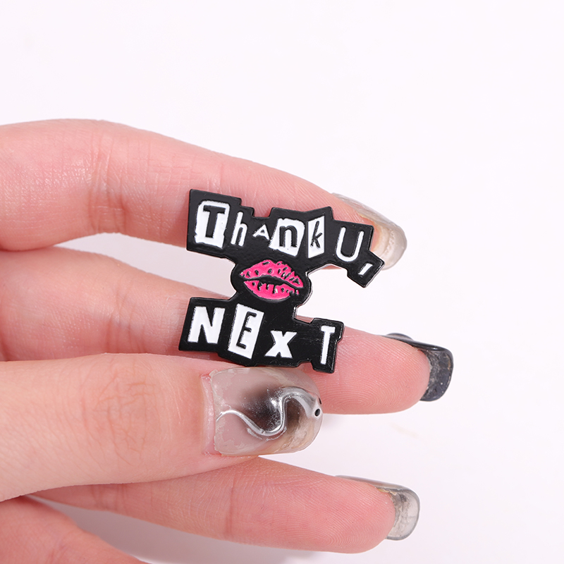 Grazie U Next spille smaltate  - Women Bags Next recensione e prezzo