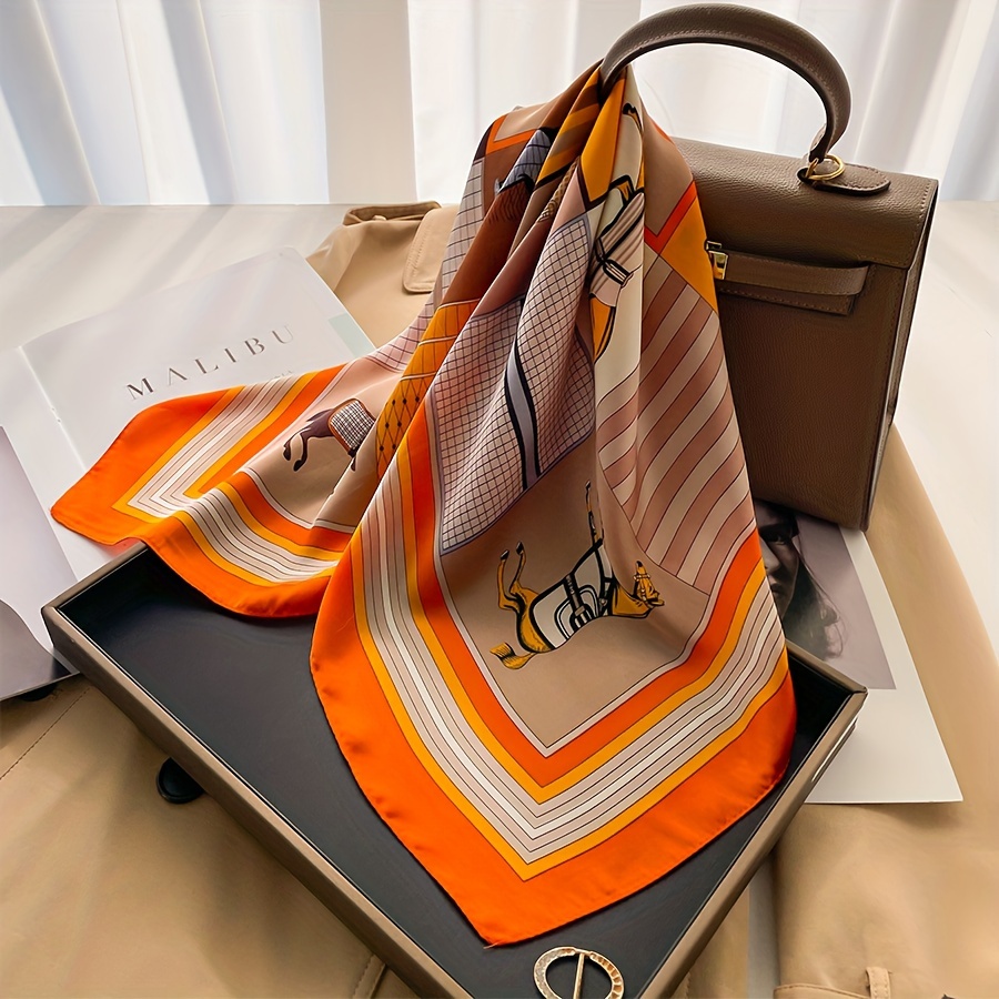Sciarpa quadrata di seta model - Women Bags Office recensione e prezzo