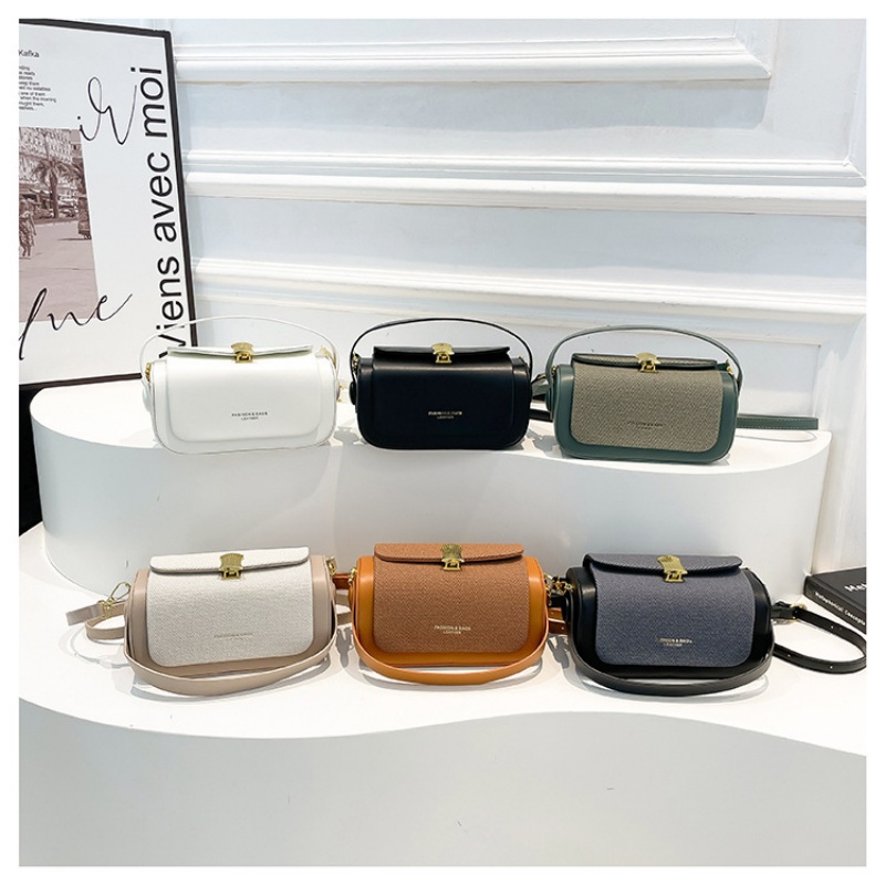 Nuova Borsa a Mano dal Design  - Women Bags 2026 recensione e prezzo
