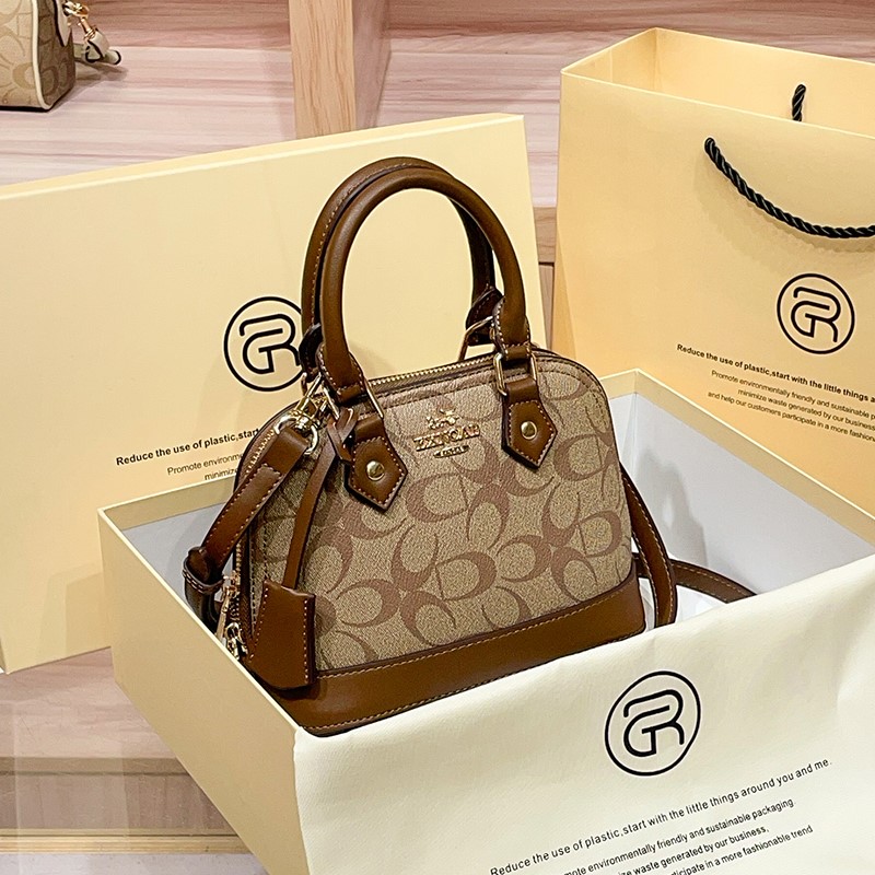 Borsa a Conchiglia da Donna di - Women Bags Coach recensione e prezzo
