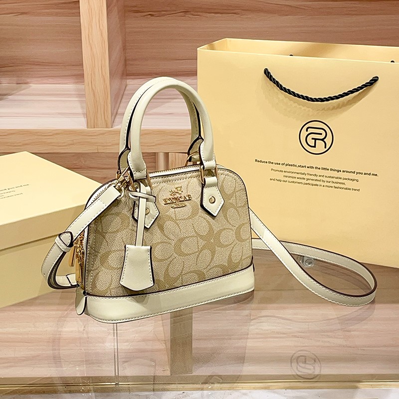 Borsa a Conchiglia da Donna di - Women Bags Coach recensione e prezzo